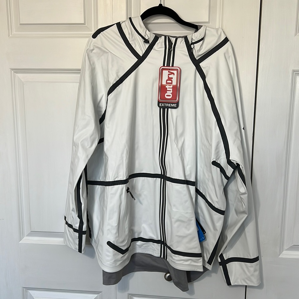 White Columbia Rain jacket.  Size 3X